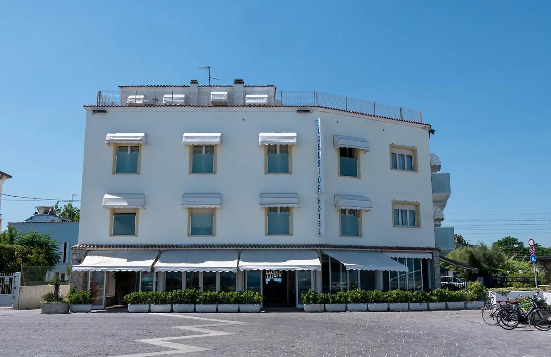 Hotel Excelsior-1